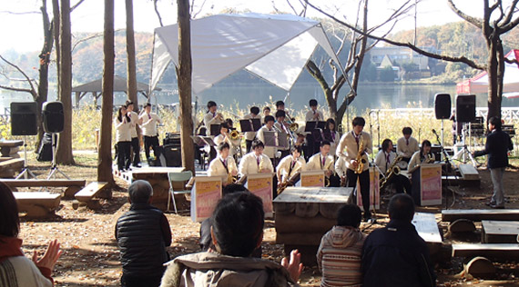2014年11月22日　「森コミいち」野外ステージ